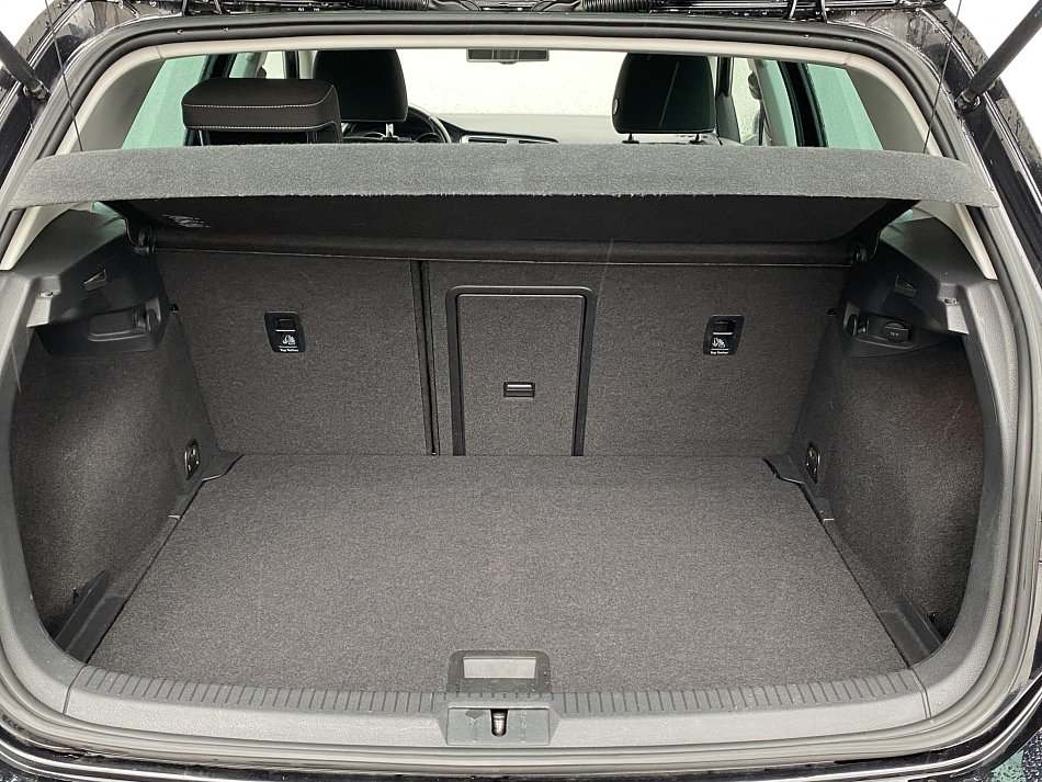 Volkswagen Golf 1.2 TSi Lounge