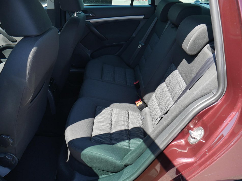 Škoda Octavia II 1.6 TDi Elegance