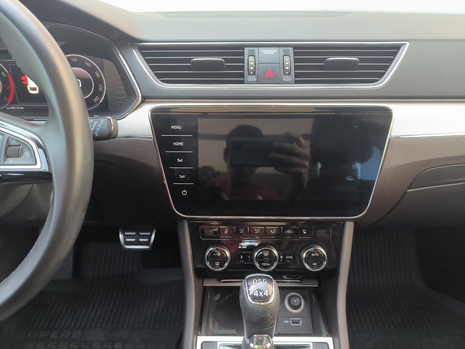 Škoda Superb III 2.0 TSi L&K 4X4