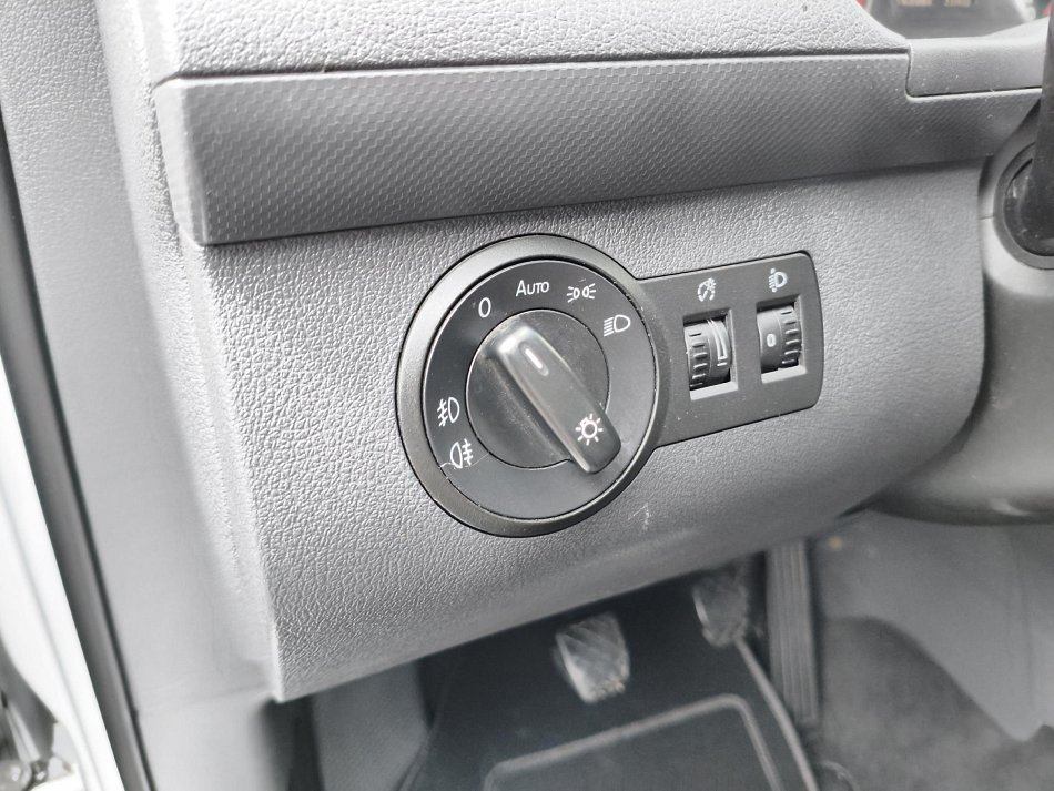 Volkswagen Caddy 1.6TDi Soccer MAXi 7míst
