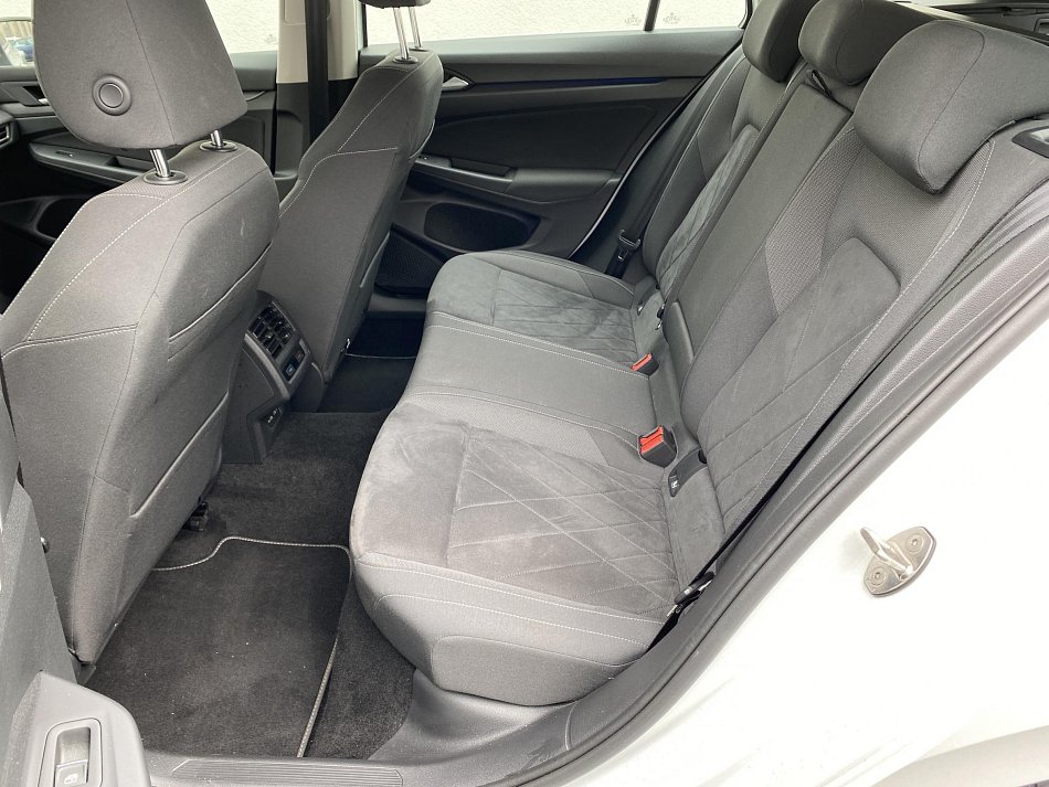 Volkswagen Golf 2.0 TDi Style