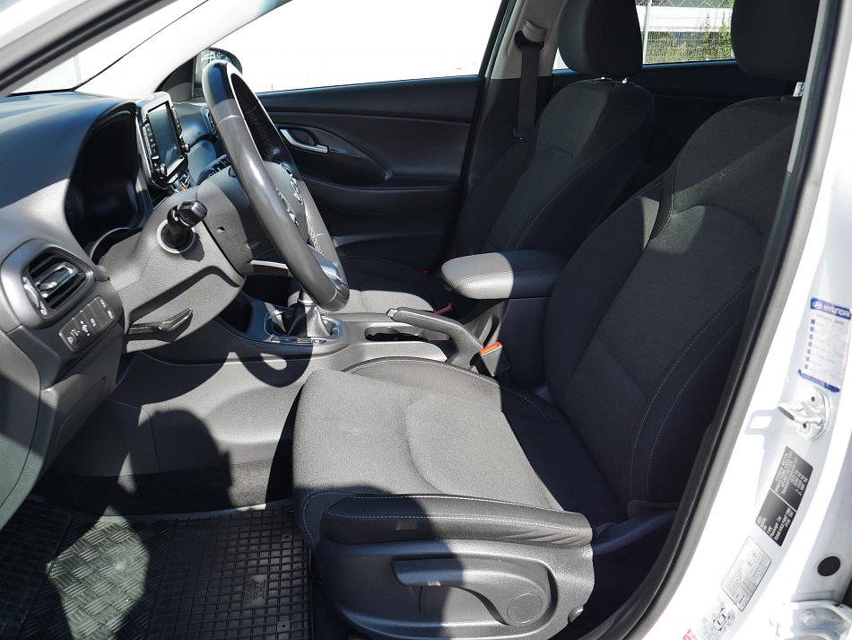 Hyundai I30 1.5 T-GDi Smart 48V