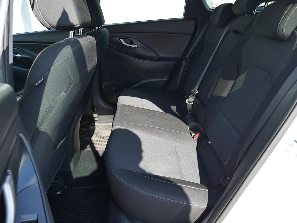 Hyundai I30 1.5 T-GDi Smart 48V