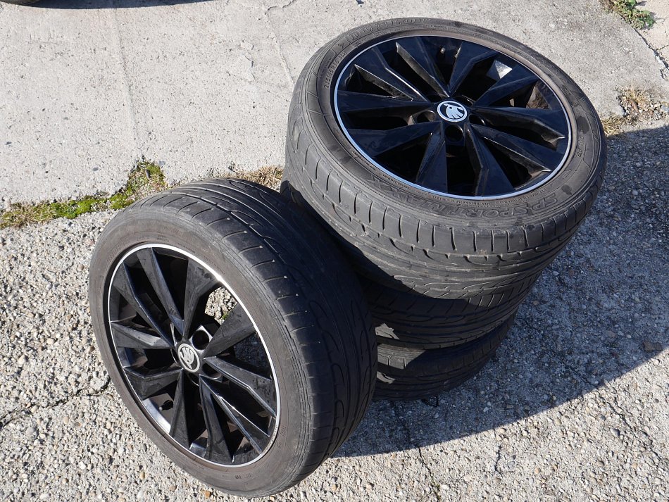 Škoda Rapid 1.0 TSI Monte Carlo