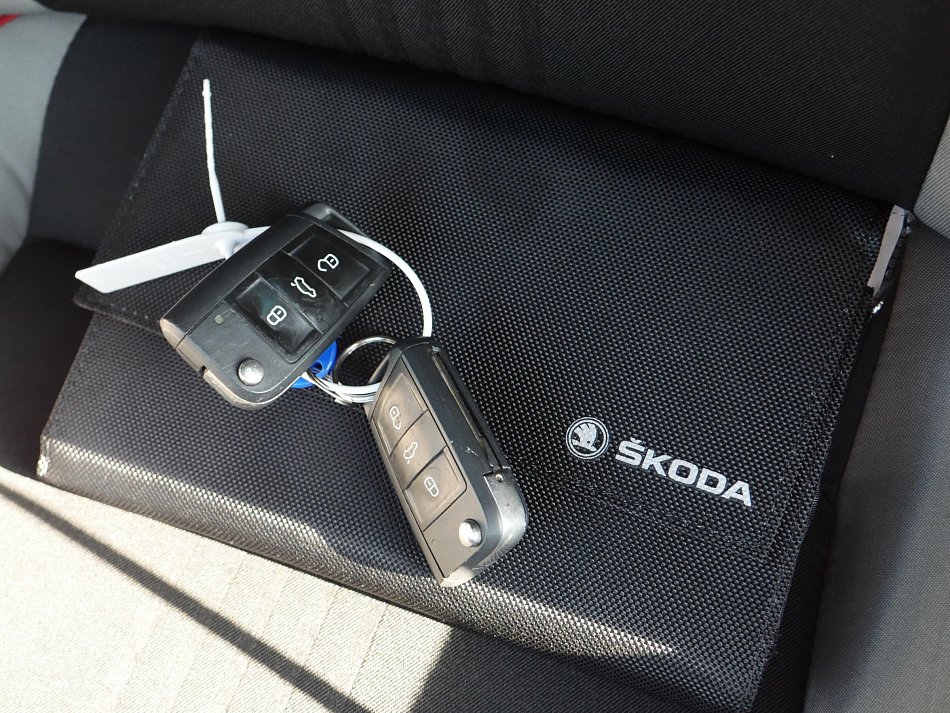 Škoda Rapid 1.0 TSI Monte Carlo