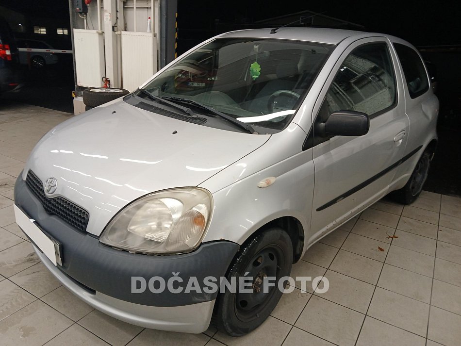 Toyota Yaris 1.0i 