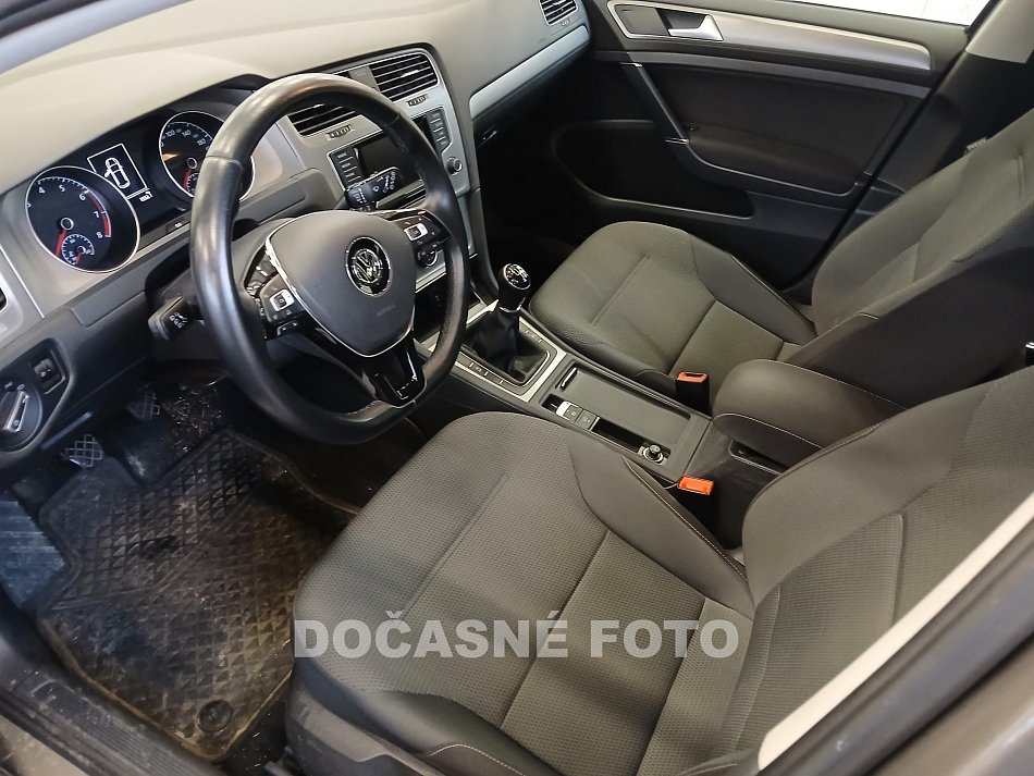 Volkswagen Golf 1.2tsi 