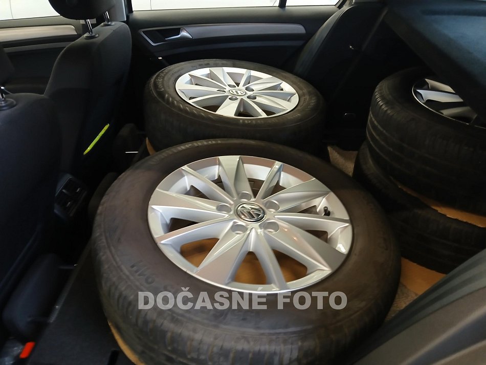 Volkswagen Golf 1.2tsi 