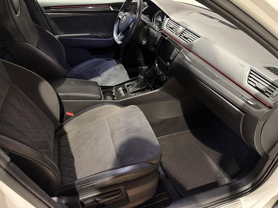 Škoda Superb III 2.0TSi  4x4