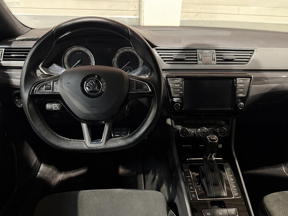 Škoda Superb III 2.0TSi  4x4