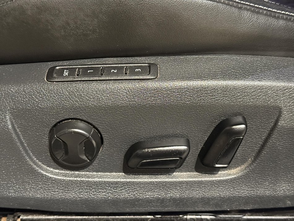 Škoda Superb III 2.0TSi  4x4