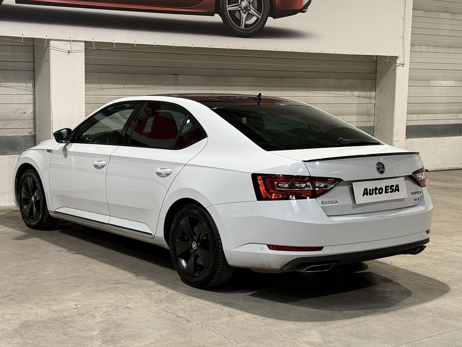 Škoda Superb III 2.0TSi  4x4