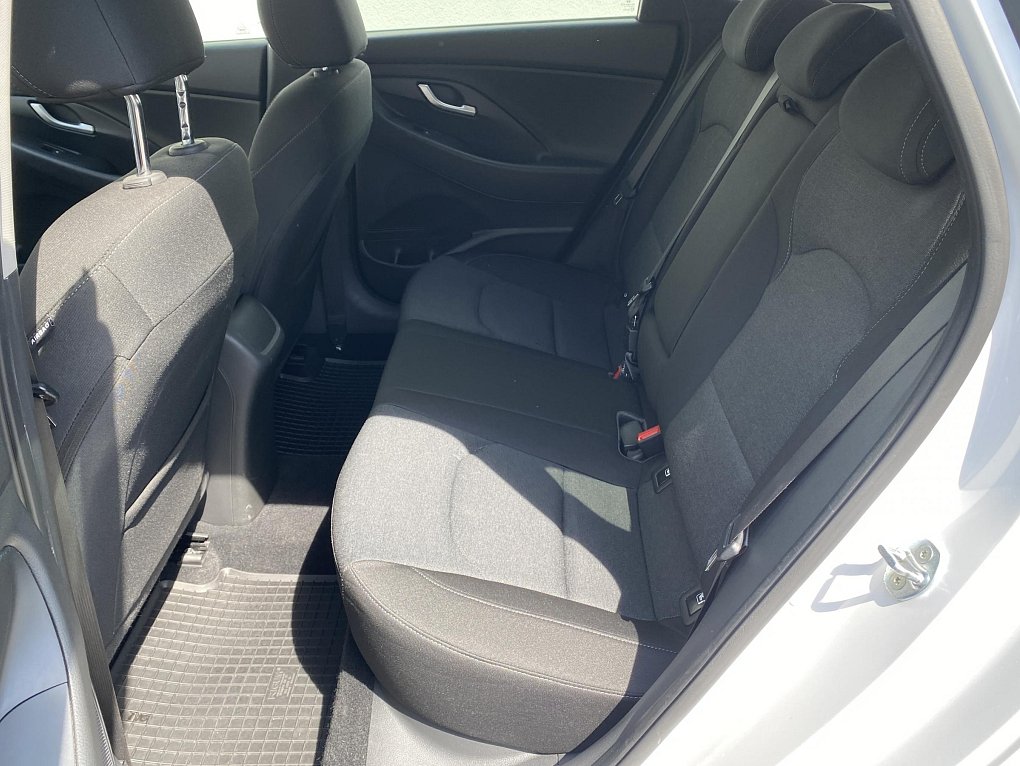 Hyundai I30 1.5 DPi Smart