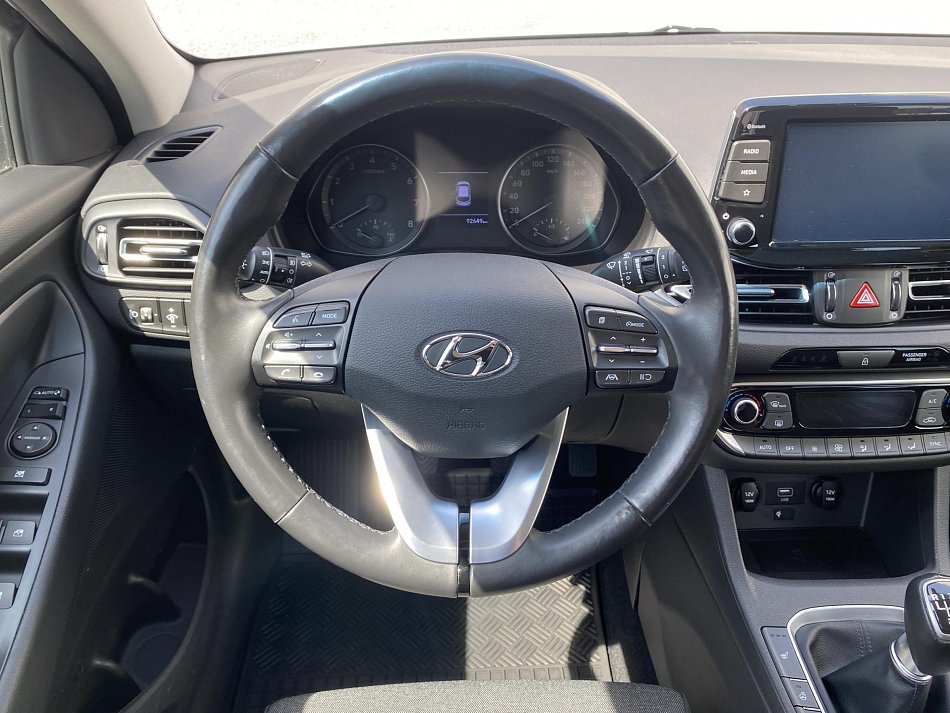 Hyundai I30 1.5 DPi Smart