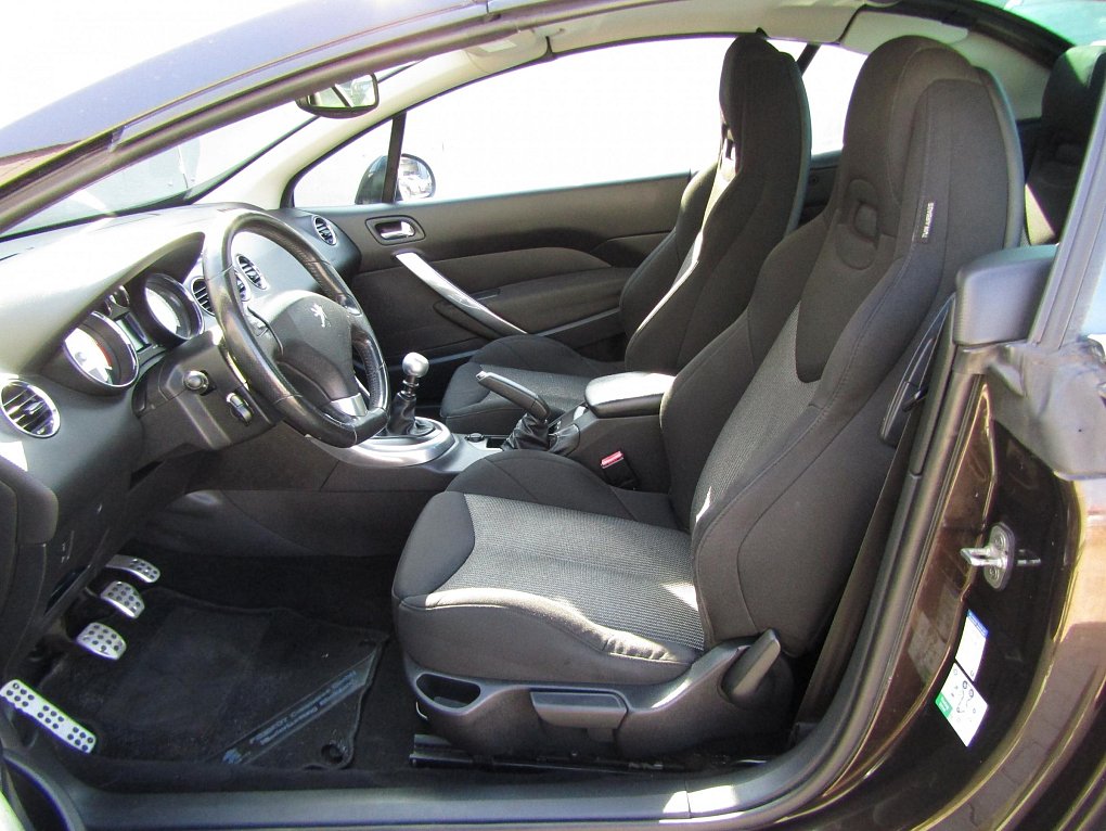 Peugeot 308 2.0 HDi 