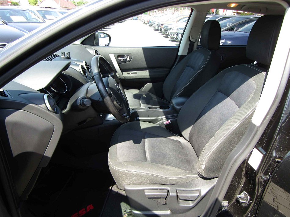 Nissan Qashqai 2.0 16V 