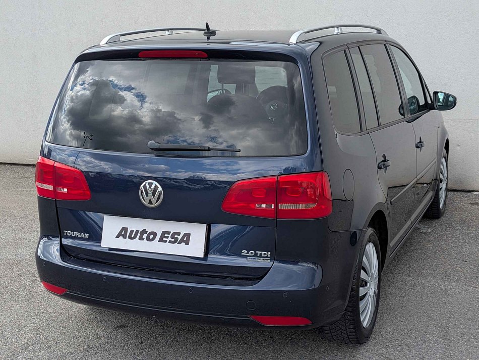 Volkswagen Touran 2.0TDi 