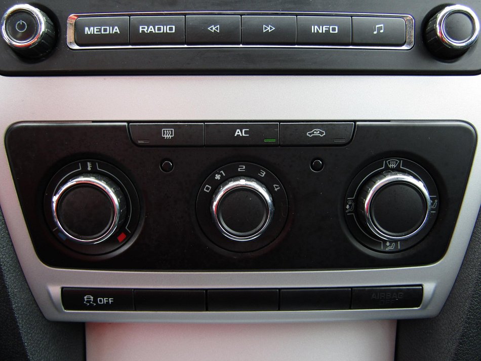 Škoda Octavia II 1.2 TSi Ambiente