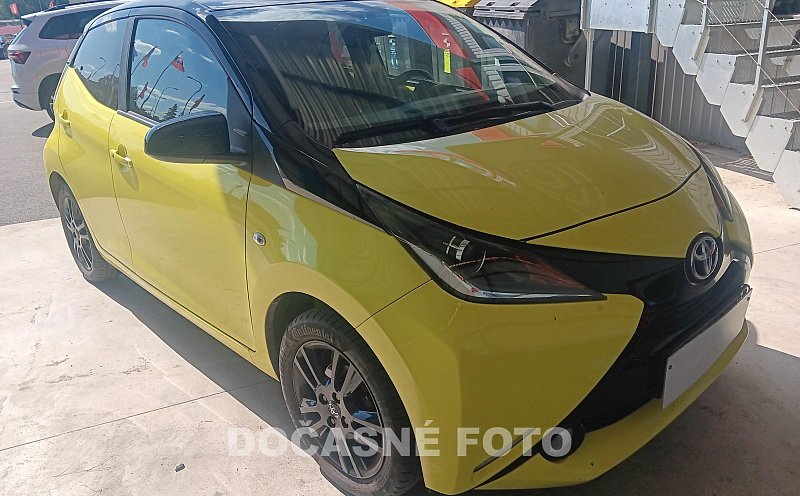 Toyota Aygo 1.0i 
