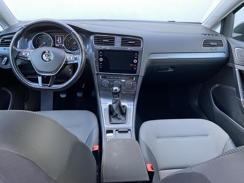 Volkswagen Golf 1.6TDi 