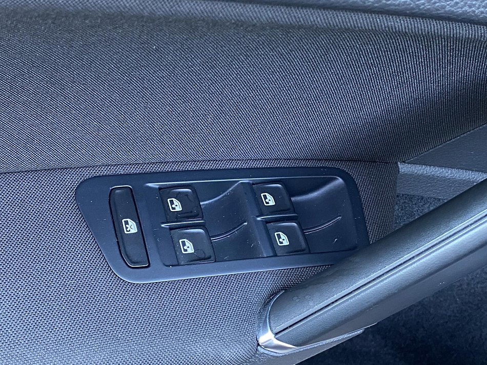 Volkswagen Golf 1.6TDi 