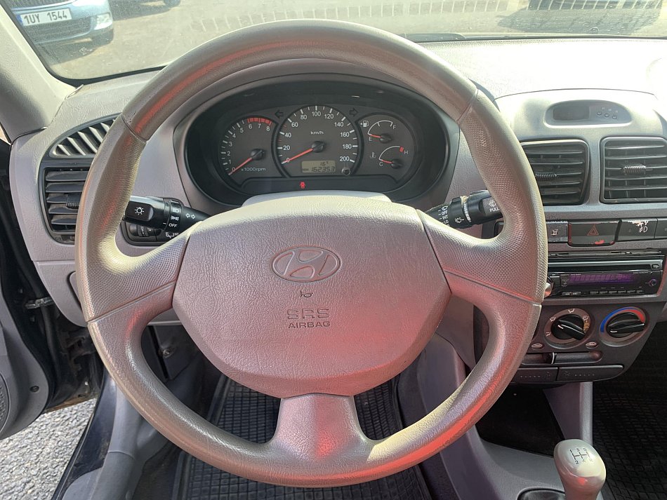 Hyundai Accent 1.4i 