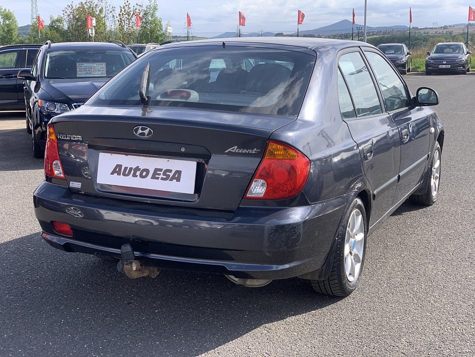 Hyundai Accent 1.4i 