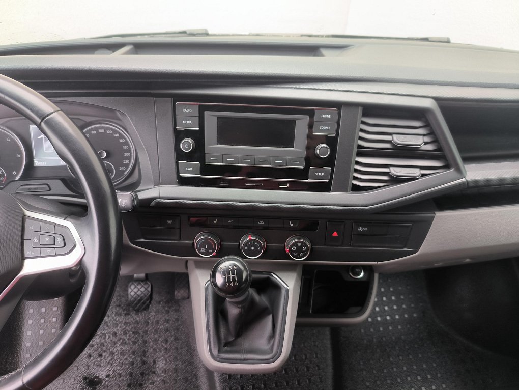 Volkswagen Transporter 2.0TDi  L2H1 T6.1
