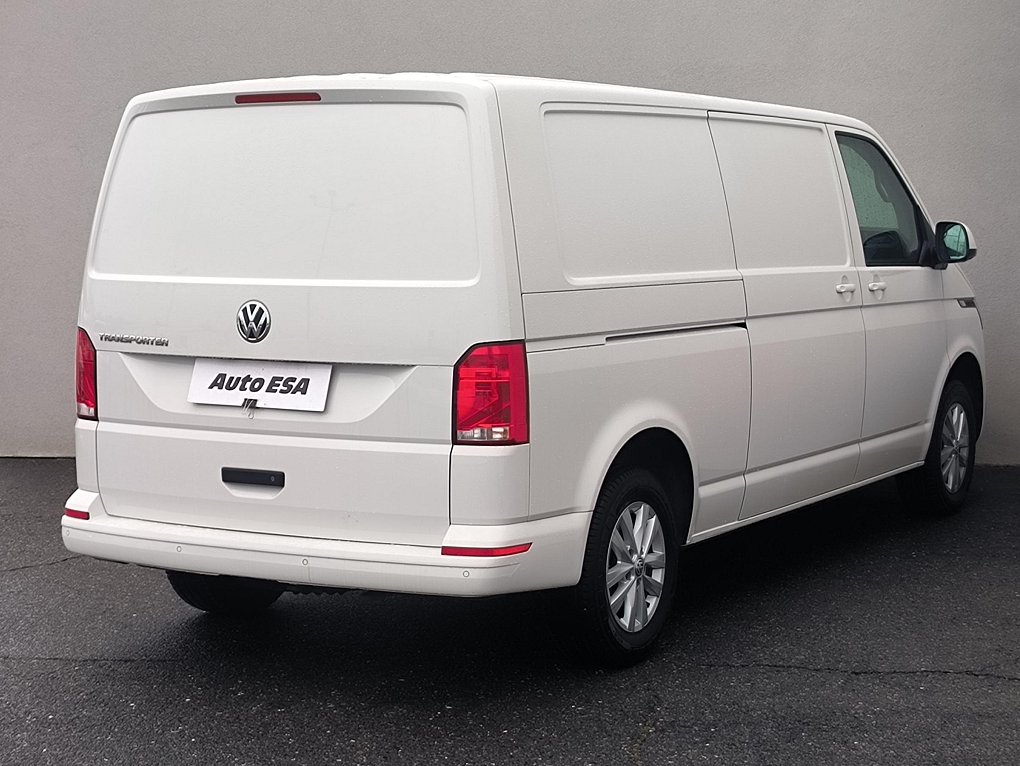 Volkswagen Transporter 2.0TDi  L2H1 T6.1