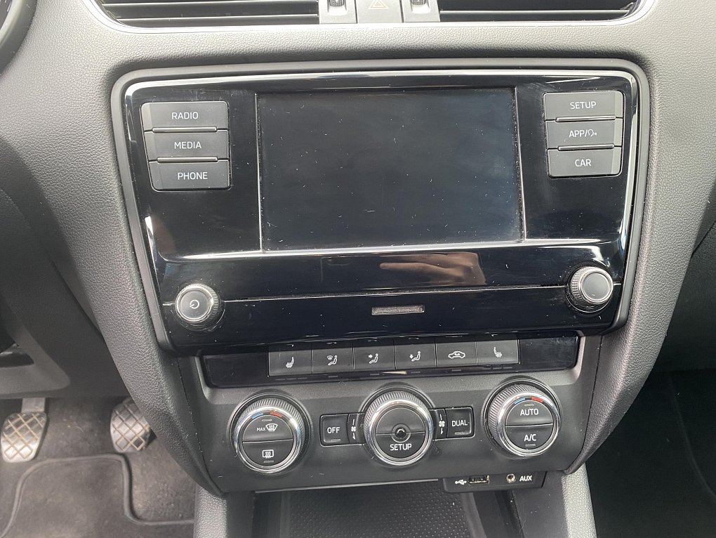 Škoda Octavia III 1.8 TSI Elegance