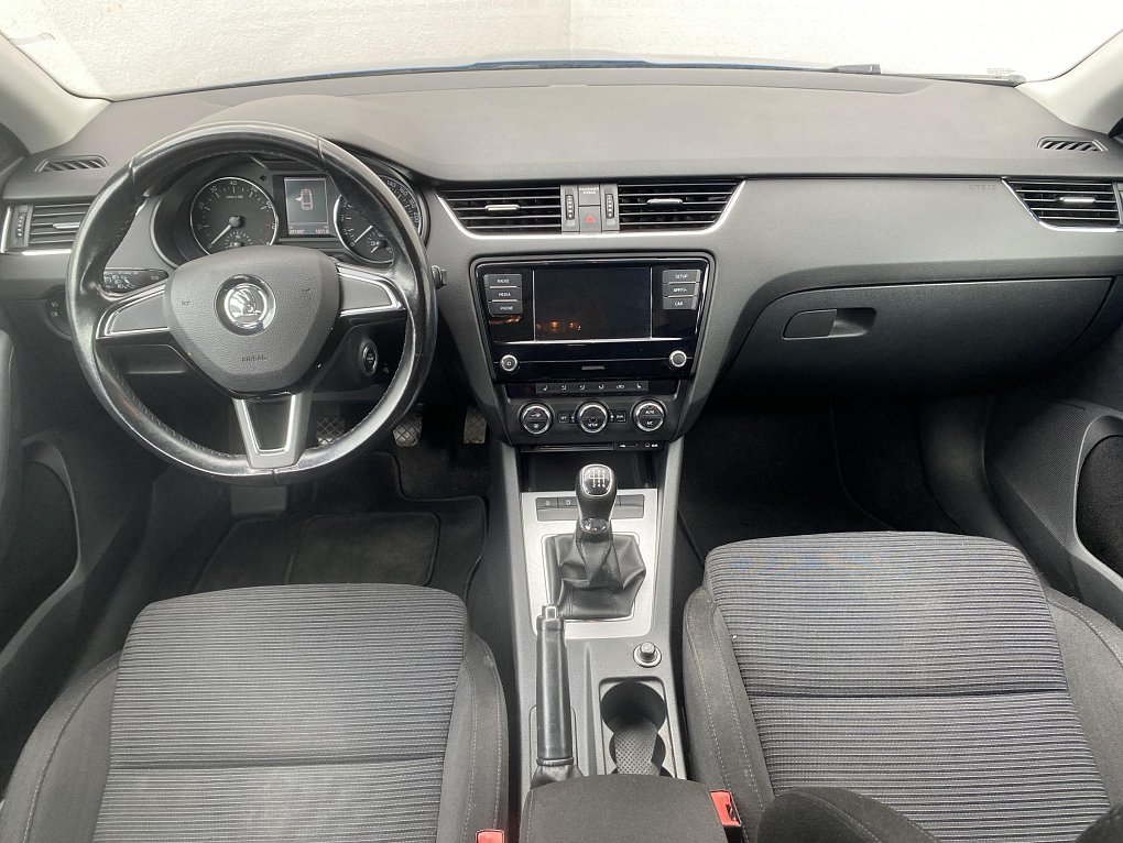 Škoda Octavia III 1.8 TSI Elegance