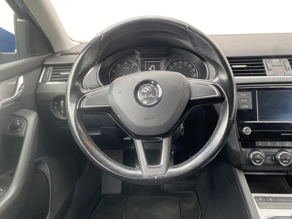 Škoda Octavia III 1.8 TSI Elegance