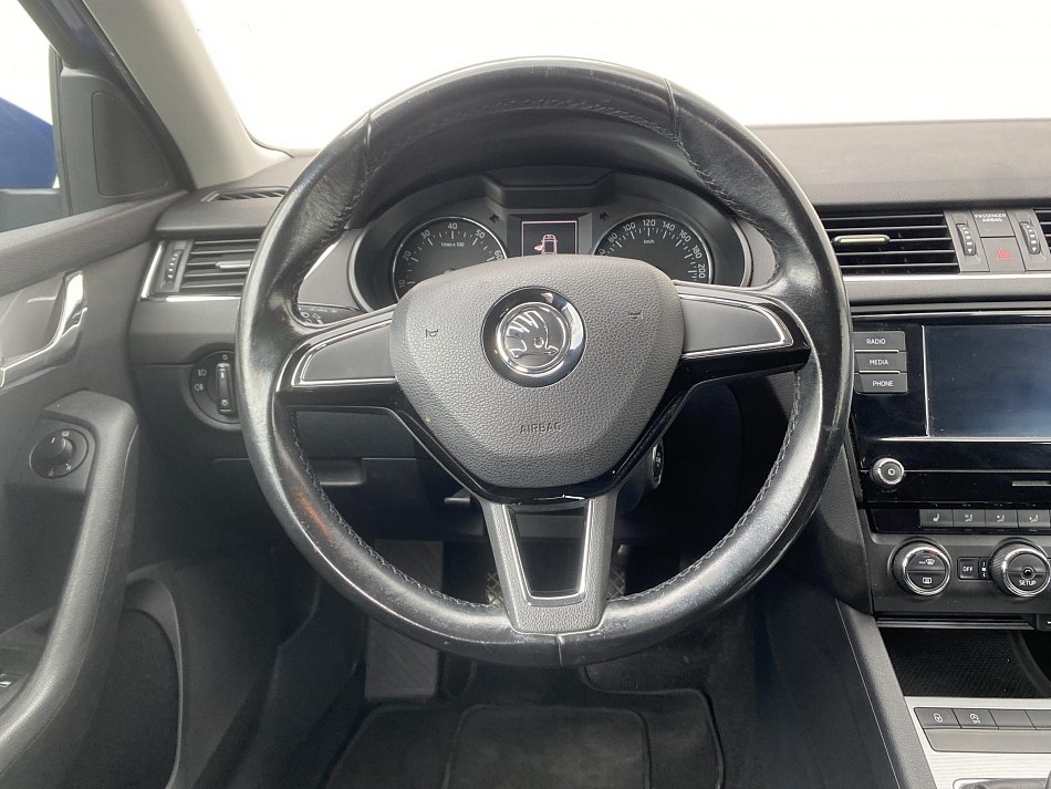 Škoda Octavia III 1.8 TSI Elegance