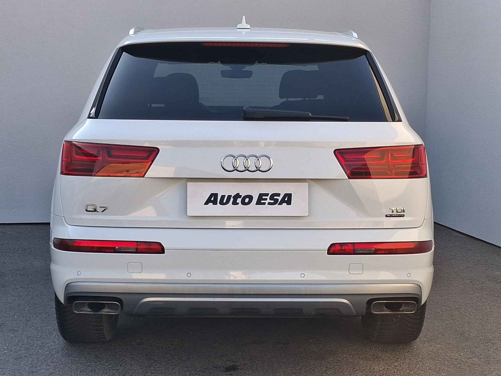 Audi Q7 3.0 TDi S-line quattro