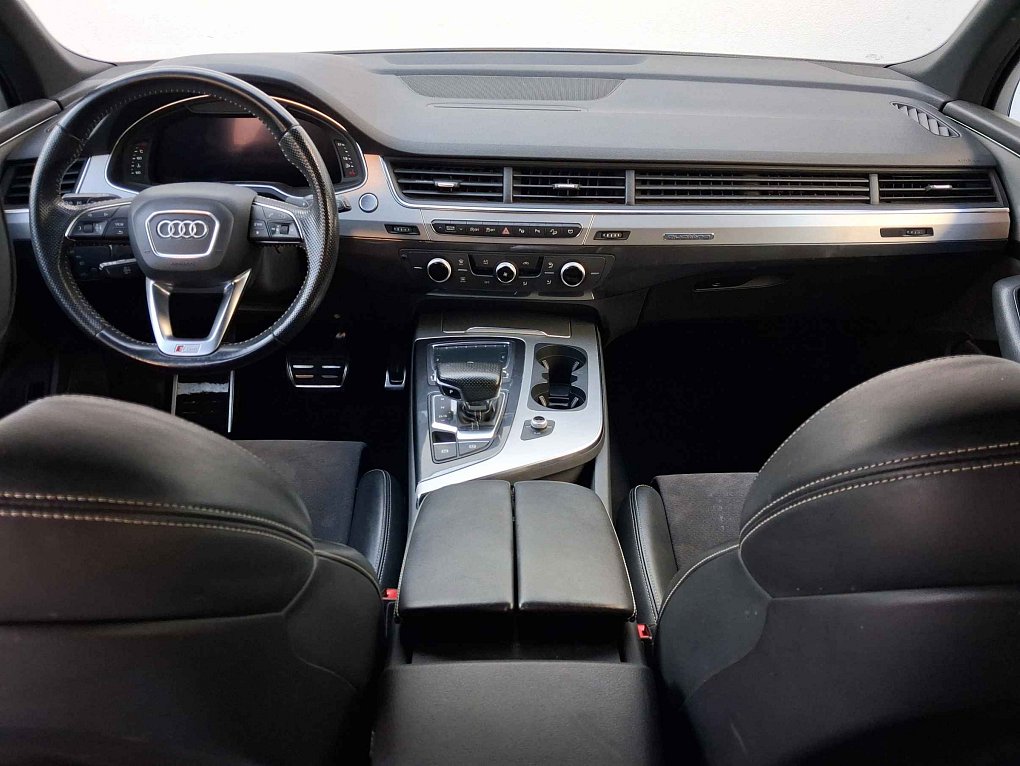 Audi Q7 3.0 TDi S-line quattro