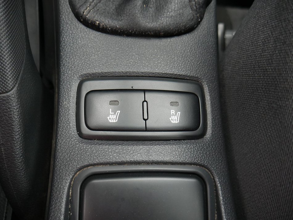 Kia Sportage 2.0 i 