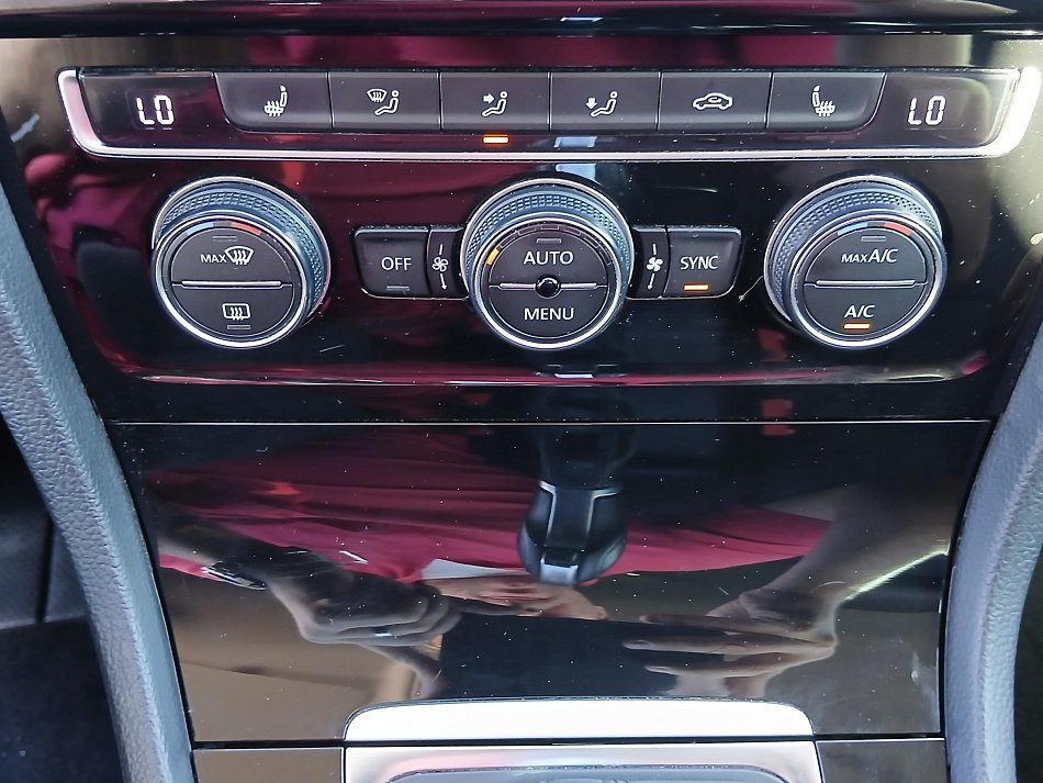 Volkswagen Golf 2.0TDi 