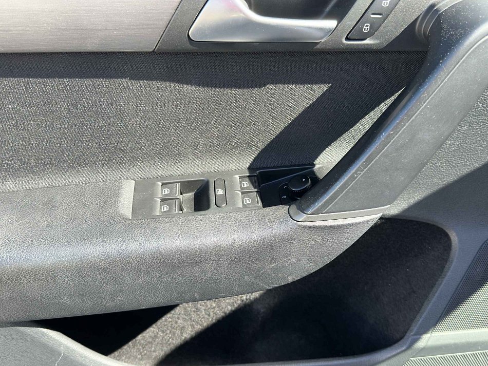 Volkswagen Passat 2.0 TDi 