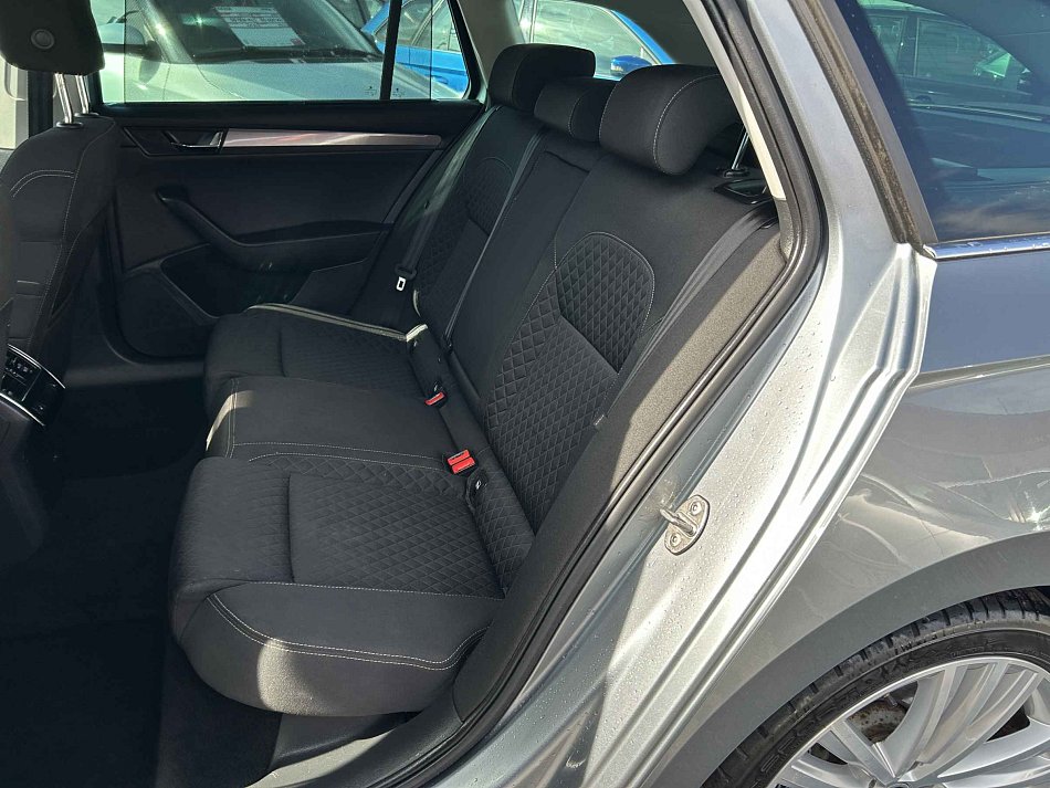Škoda Superb III 2.0 TDi Style 4x4