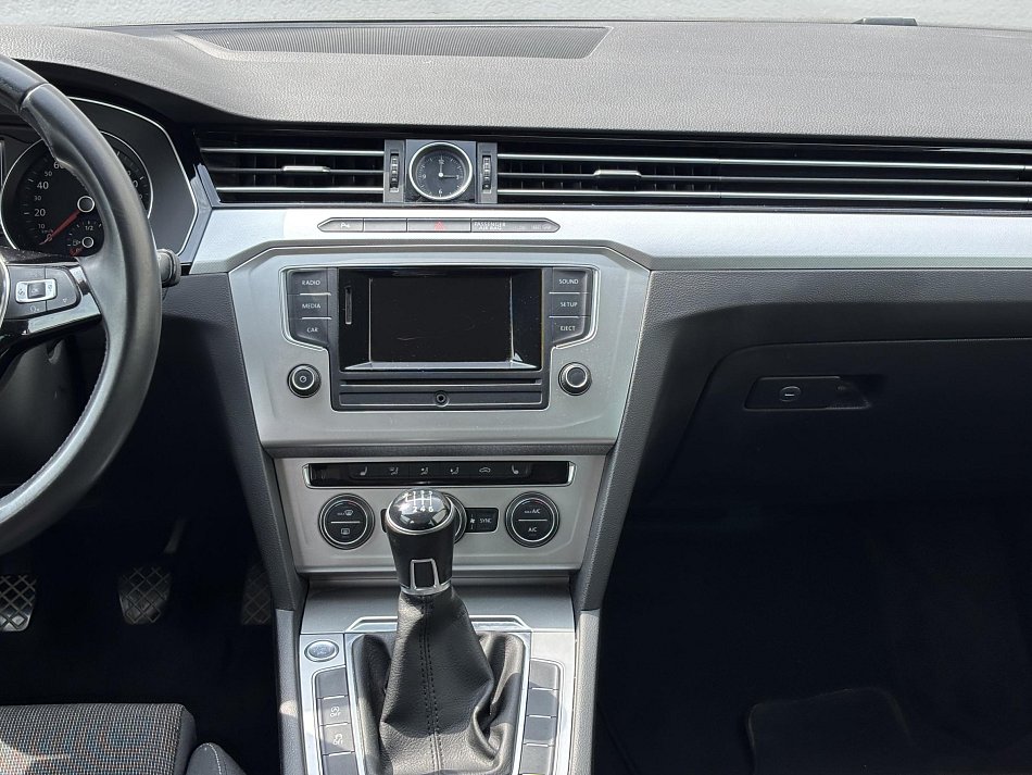 Volkswagen Passat 2.0 TDi Comfortline 4MOTION