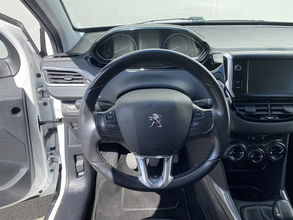 Peugeot 2008 1.6 HDi Active