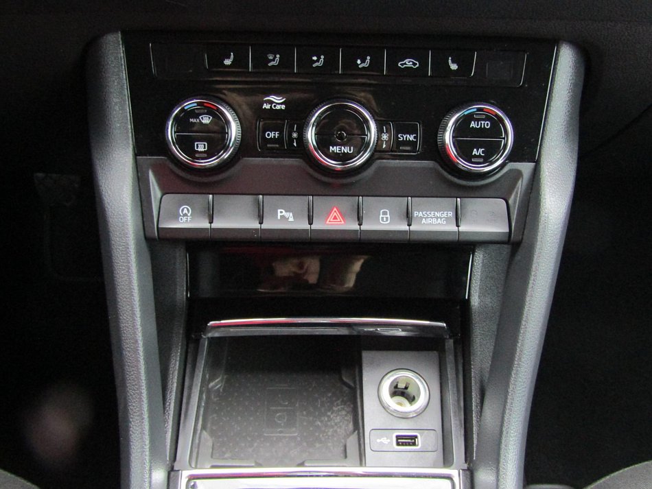 Škoda Karoq 1.0 TSi Ambition