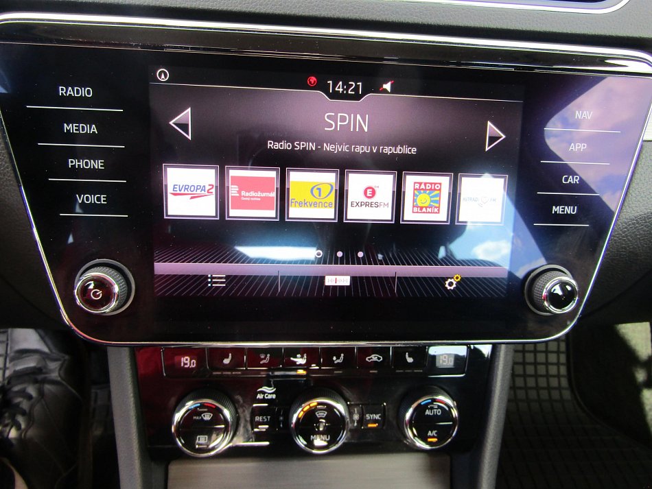 Škoda Superb III 2.0 TDi Style