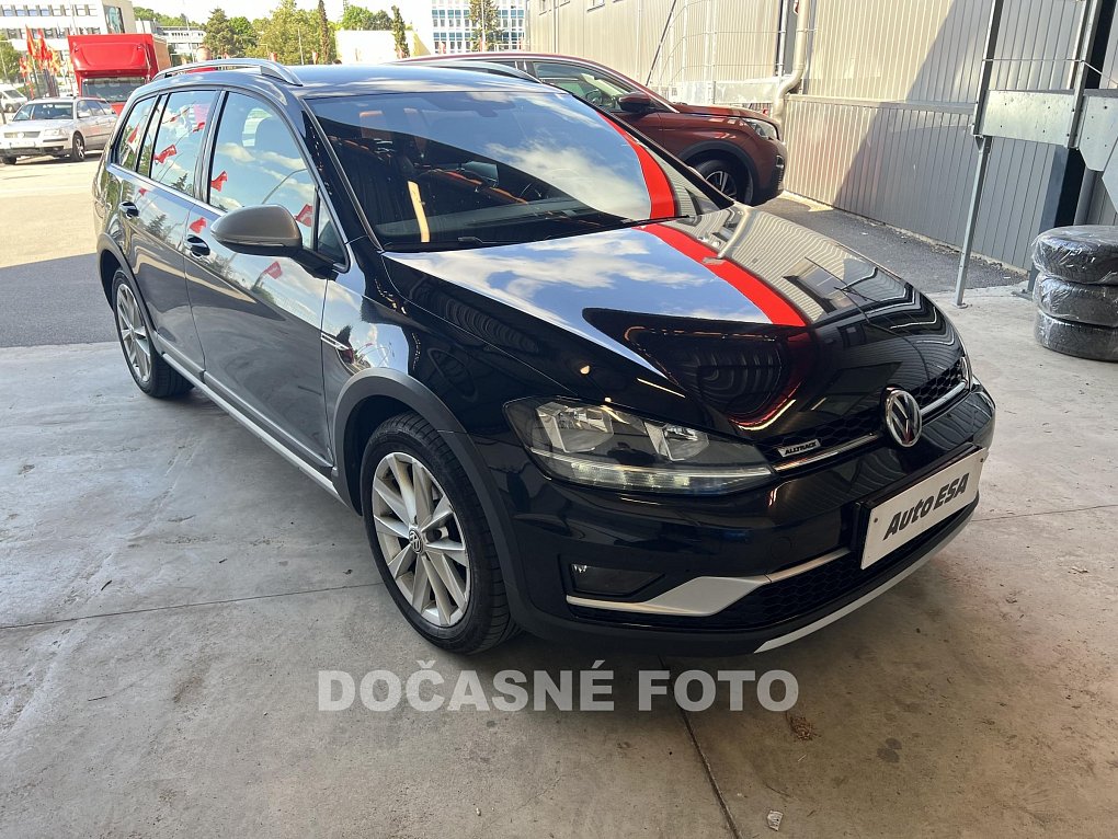 Volkswagen Golf 2.0 TDi 