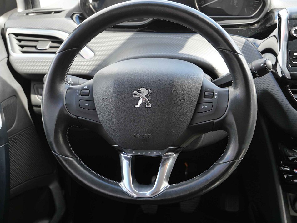 Peugeot 2008 1.2 PT Allure