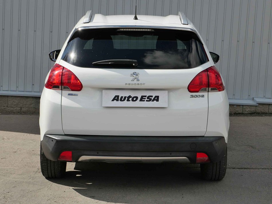 Peugeot 2008 1.2 PT Allure