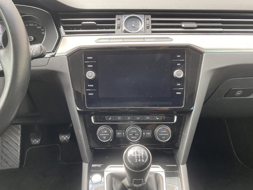 Volkswagen Passat 2.0 TDi Highline
