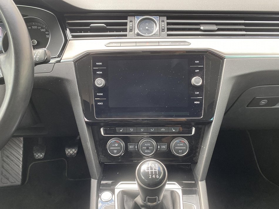Volkswagen Passat 2.0 TDi Highline