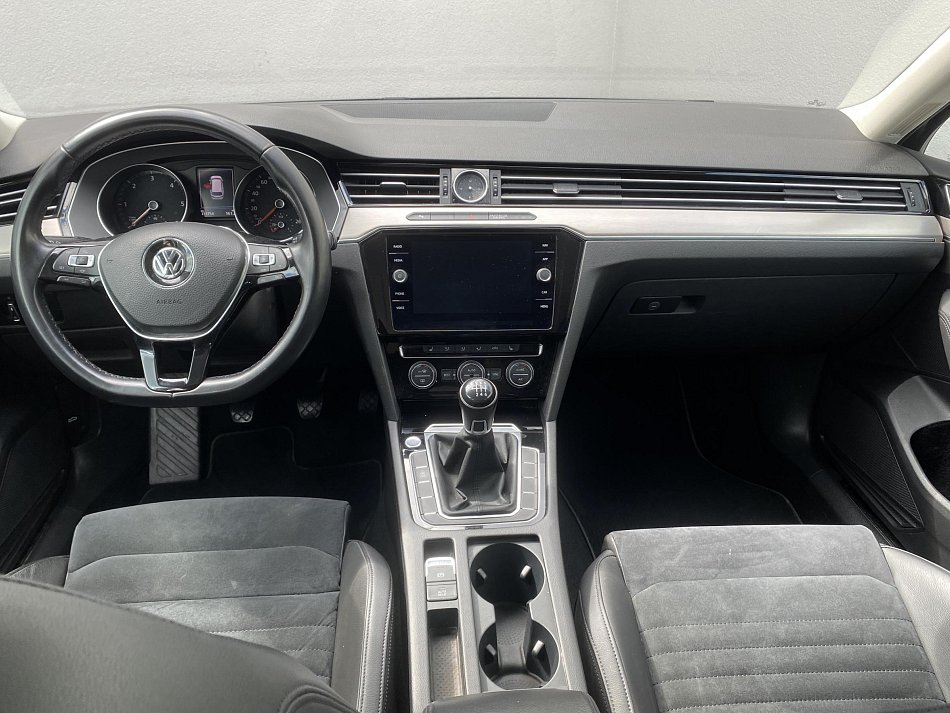 Volkswagen Passat 2.0 TDi Highline