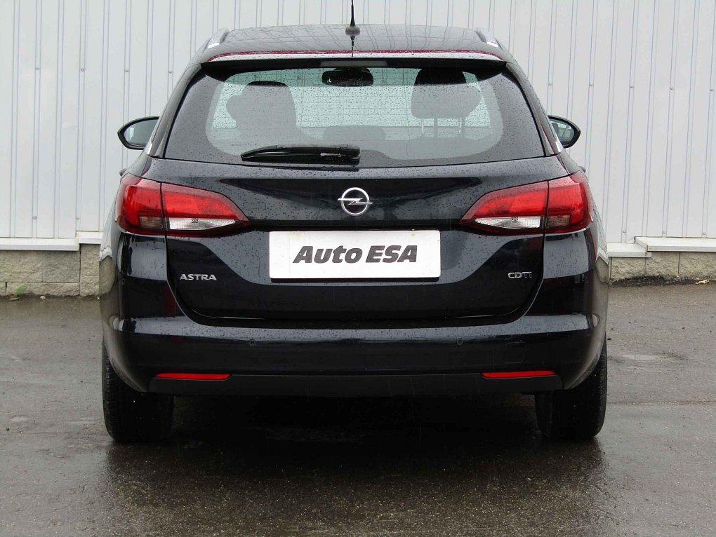 Opel Astra 1.6 CDTi 